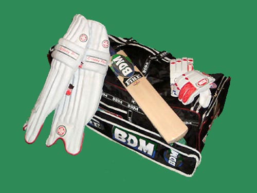 MENS `LETS TRY CRICKET` COMPLETE CRICKET KIT PACKAGE