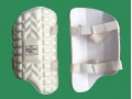 getpaddedup BUBBLE MOLDED CRICKET THIGH PAD